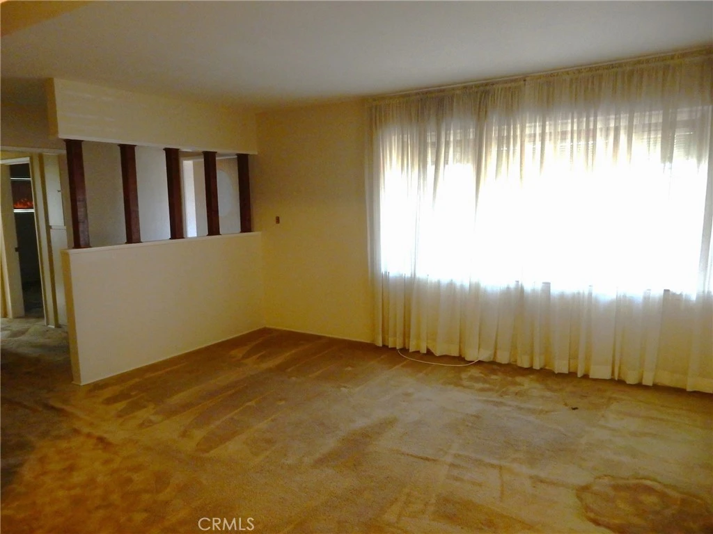 Interior 3