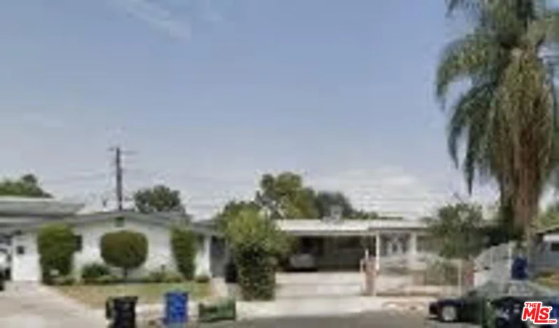 6417 Wystone Avenue