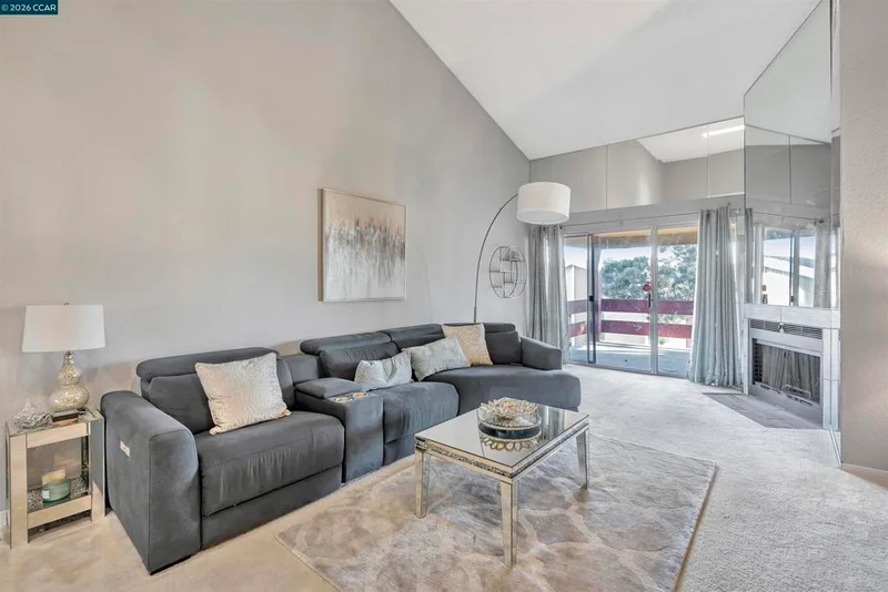2121 Vale Rd 326