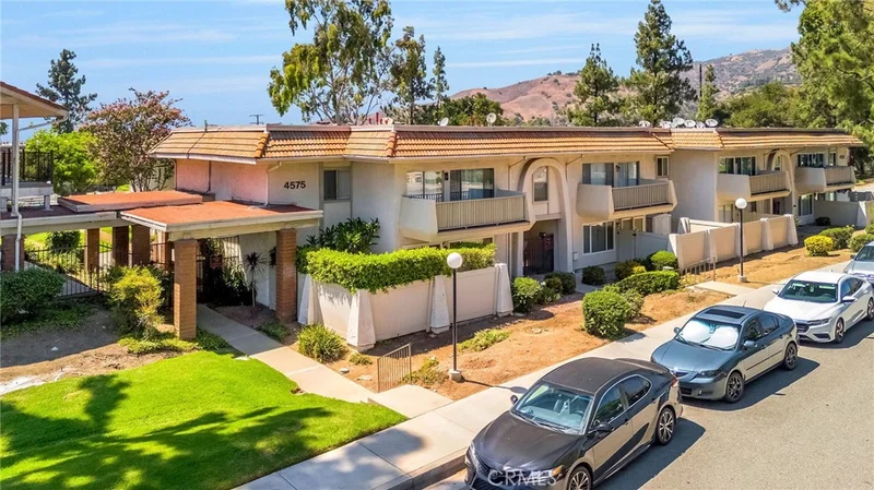 4575 Ramona Ave 2