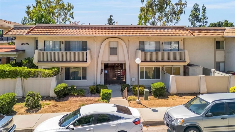 4575 Ramona Ave 2 photo 2