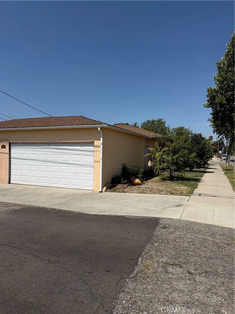 1340 N Buena Vista A
