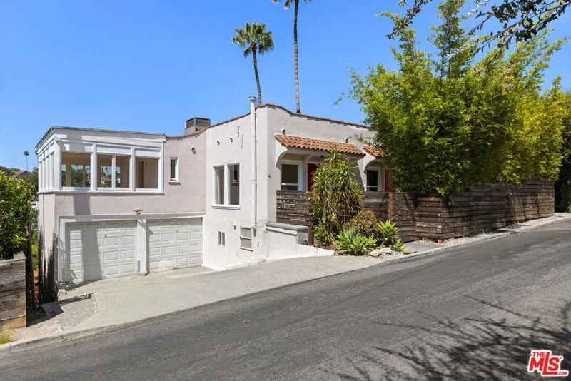 1523 Murray Drive