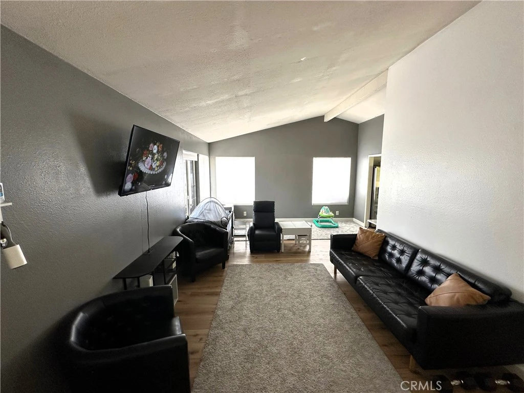 Interior 3
