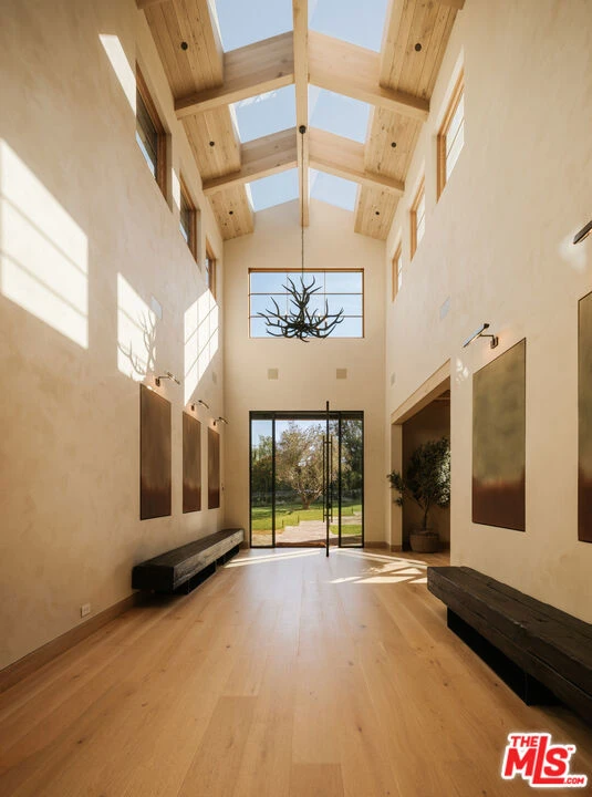 Interior 2