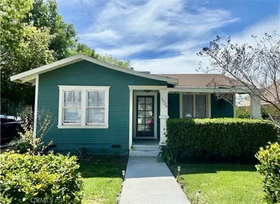 3728 -3726 Briscoe St