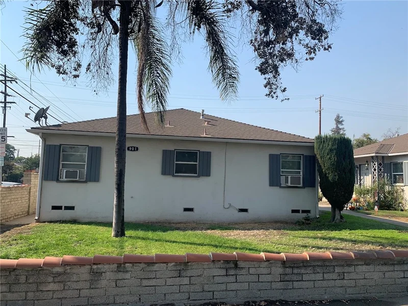 901 N San Gabriel Avenue 2