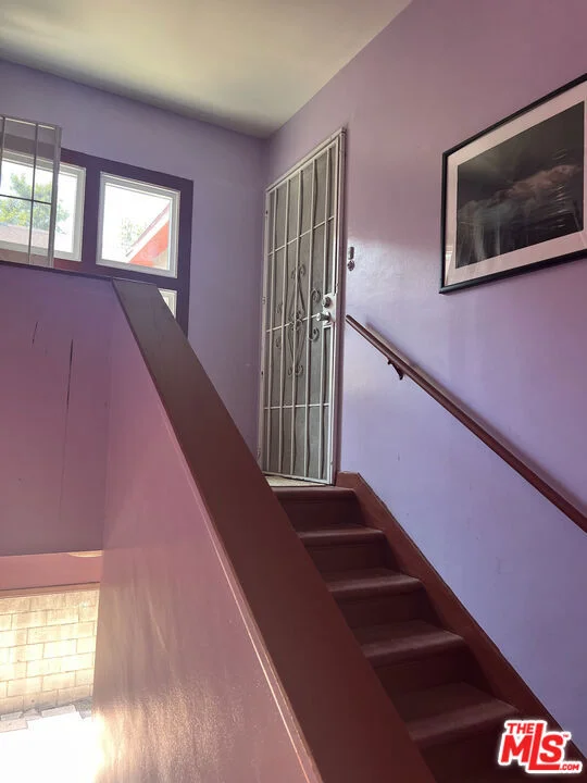4277 Tujunga Avenue 4277.5 photo 2
