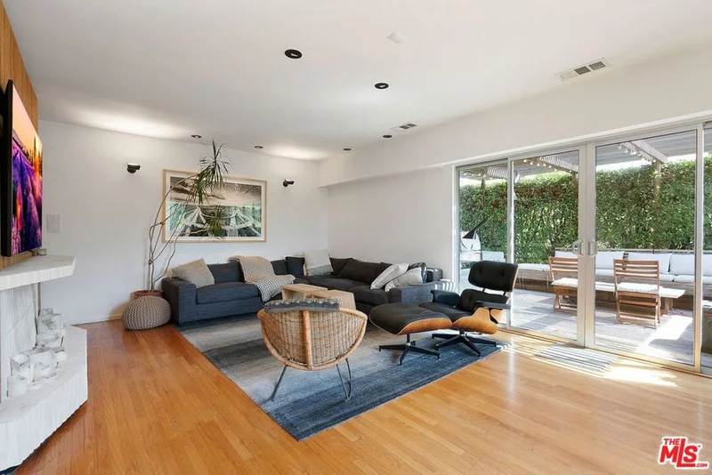 1666 S Curson Avenue