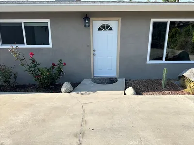 24450 University Avenue photo 2