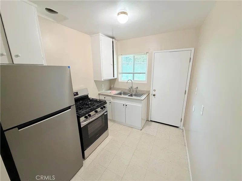 936 W Foothill Boulevard 12