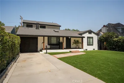 541 Davis photo 2