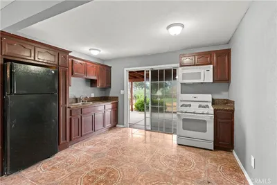 28595 Avenida Gaviota photo 2