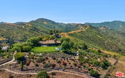 2900 Corral Canyon Road photo 2