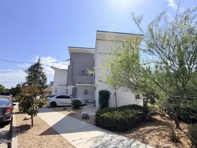 2500 Hermosa Avenue C photo 2