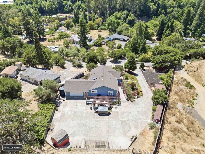 Photo 2 of 26928 Palomares Rd