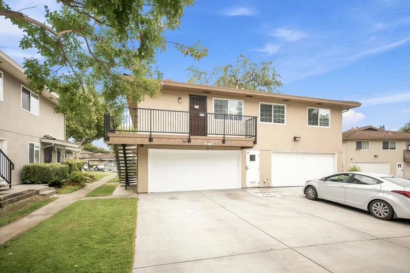 949 Gilchrist Drive 4, San Jose, CA 95133