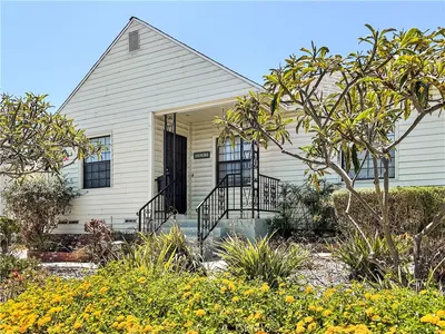 2507 S Patton