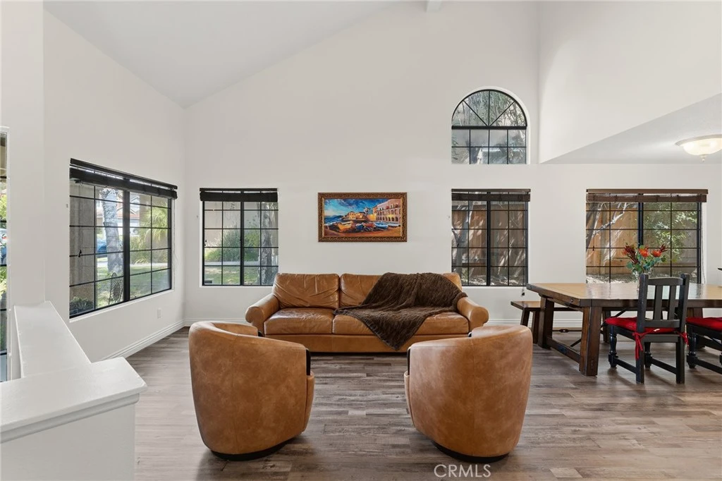 Interior 2