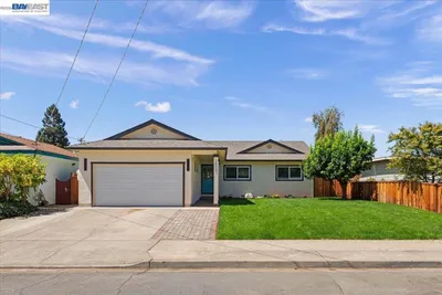 38341 Moab Dr