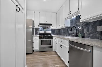 6491 Twin Circle Lane 5 photo 2