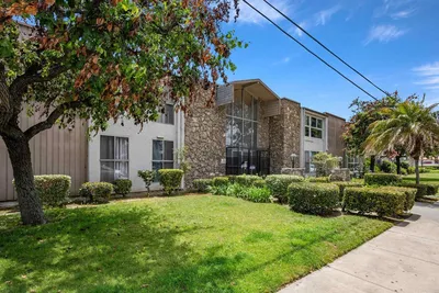 285 Moss Street 109 photo 2