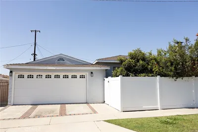 11527 Homeland Avenue photo 2