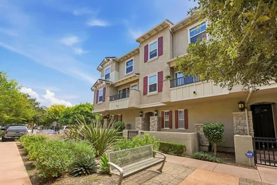 2203 Indus Way photo 2