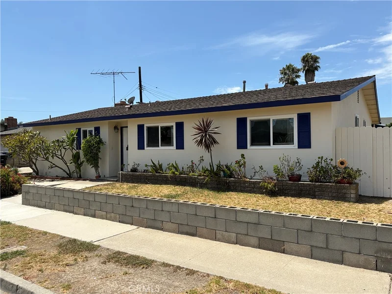 16681 Lucia Lane