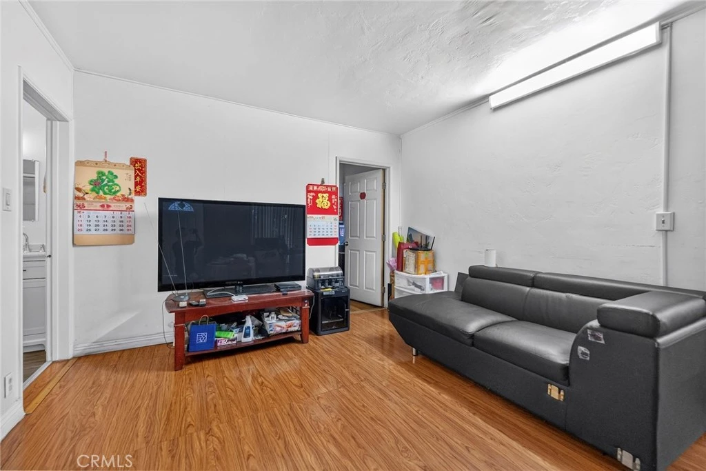 Interior 2