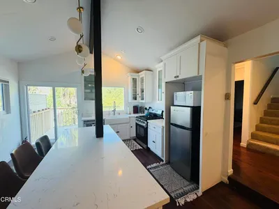 9251 Notre Dame Avenue photo 2