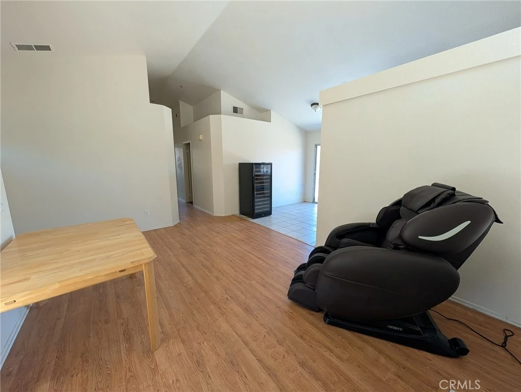 Interior 3