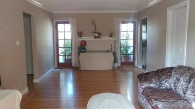 156 Duane St photo 2