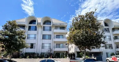 221 S Gale Drive 406 photo 2