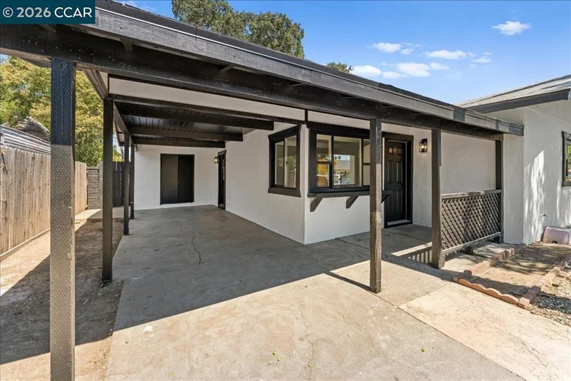 341 Arcade Blvd