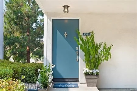 25121 Terrace Lantern 10 photo 2
