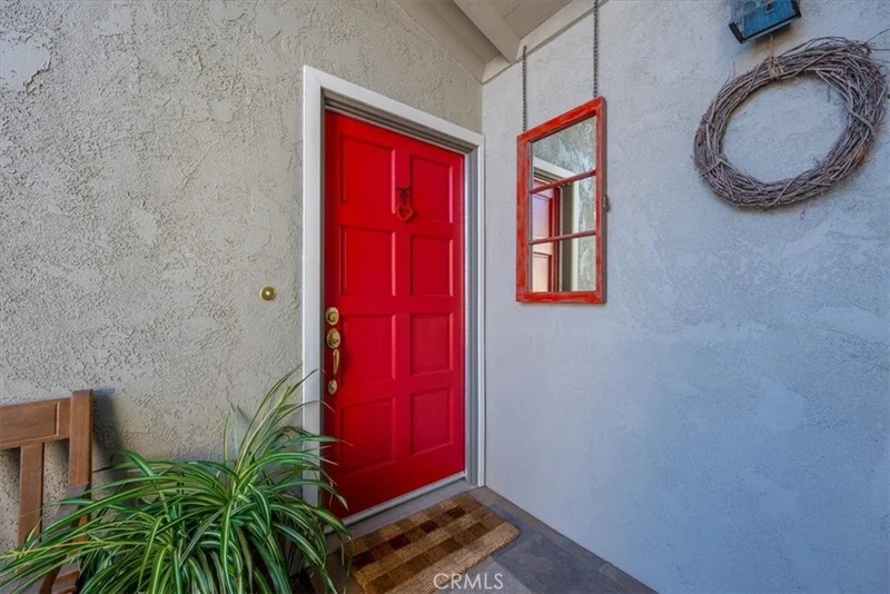 Photo 2 of 733 Mar Vista