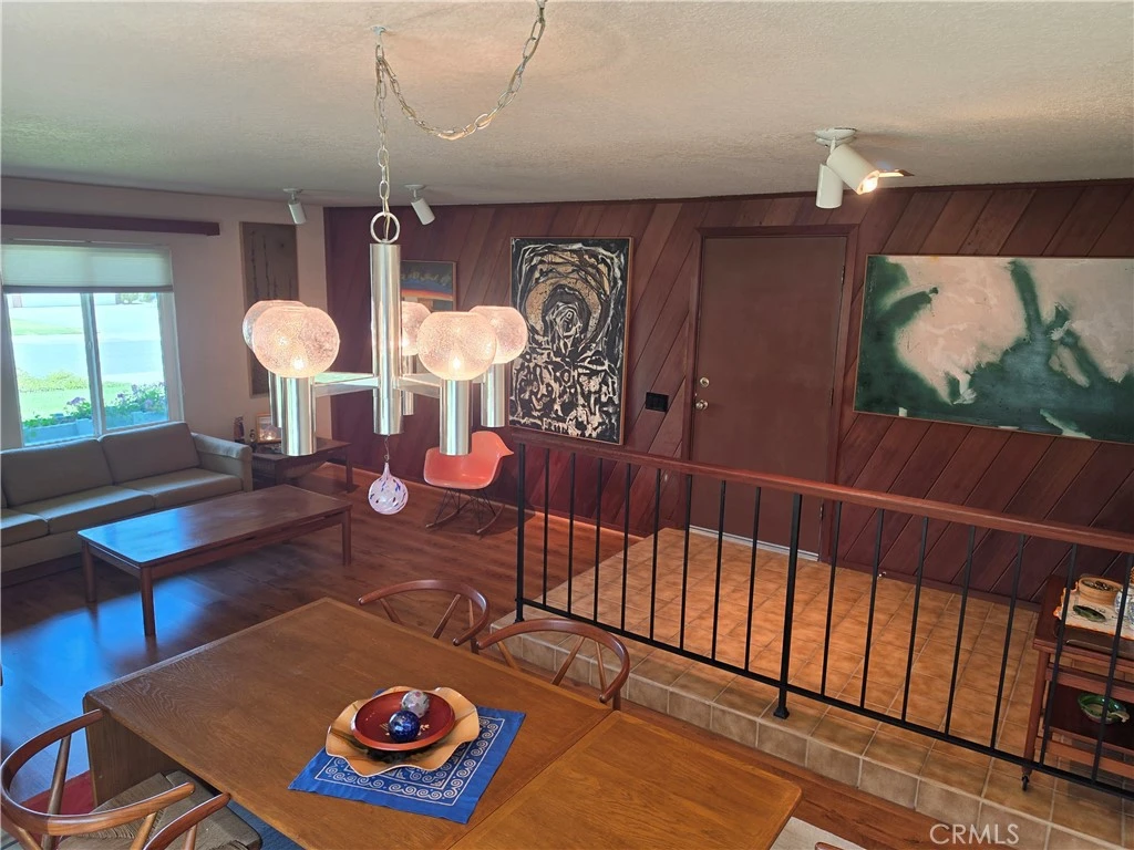 Interior 2