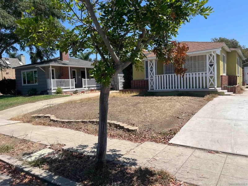 4649 Altadena photo 2