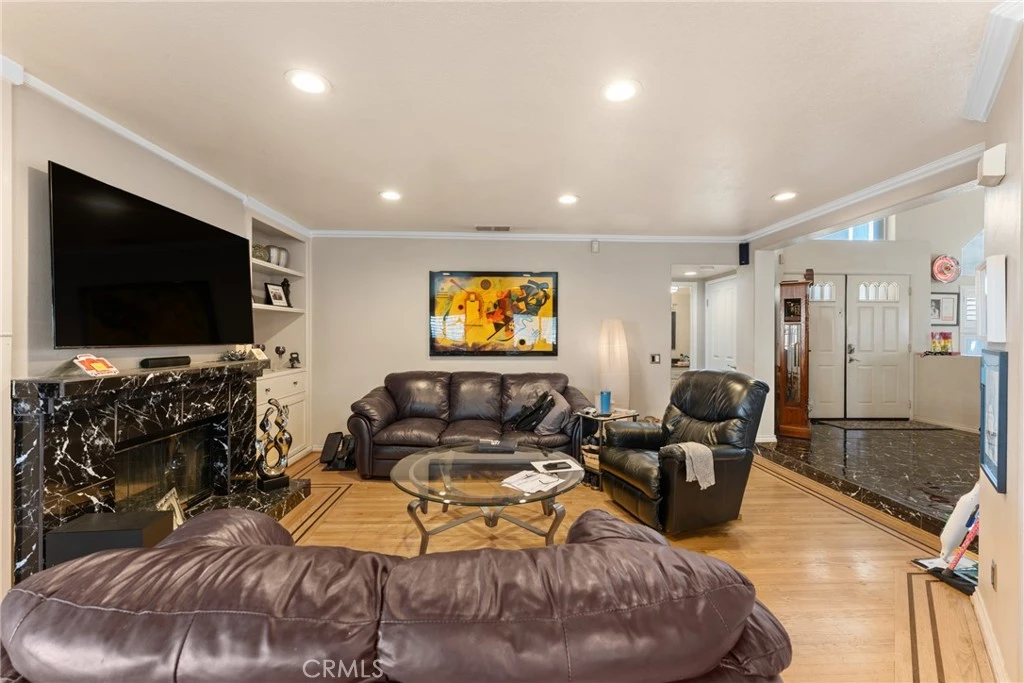 Interior 2