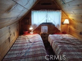 Interior 4