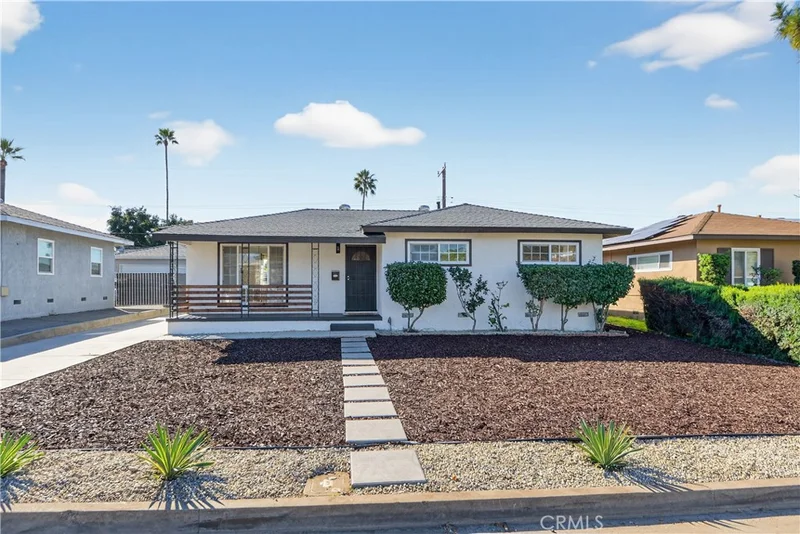 16682 E Greenhaven