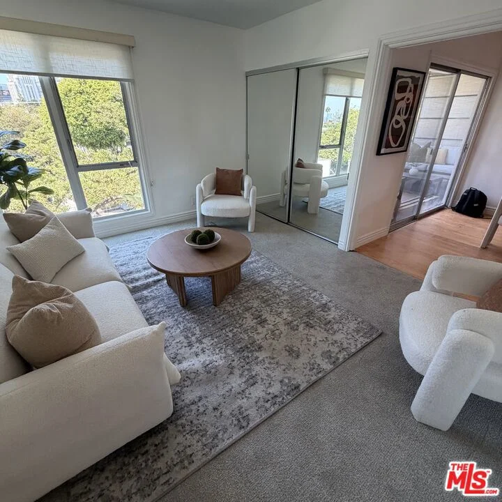 1328 Havenhurst Drive 202