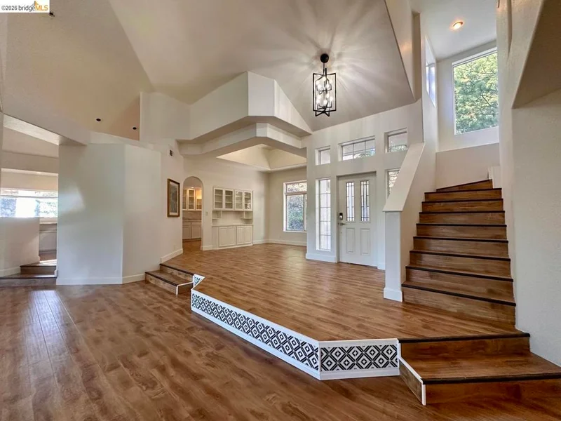 2080 Nelson RD photo 2