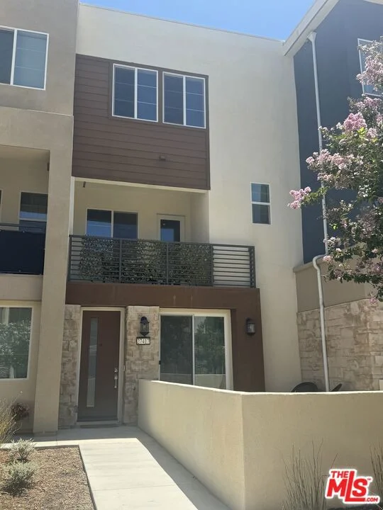 27417 Horizon View Lane