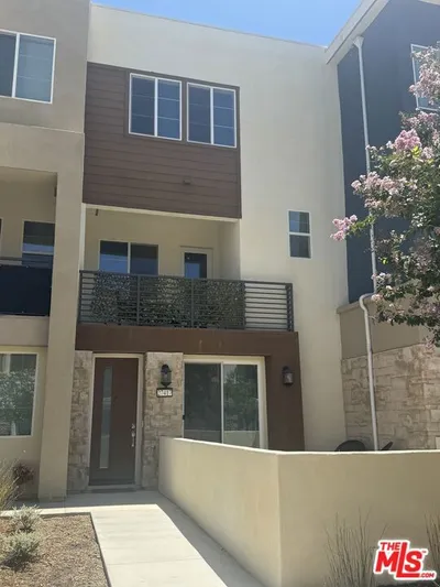 27417 Horizon View Lane
