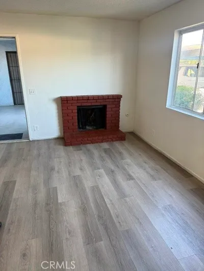 16845 San Bernardino 7 photo 2