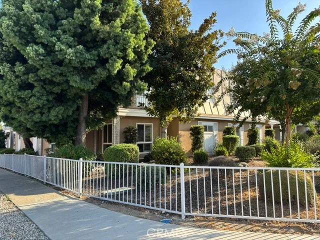8840 Huntington Drive 5 photo 2