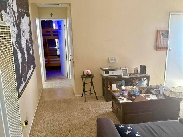 Interior 4