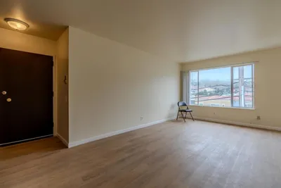 580 Lisbon Street 6 photo 2